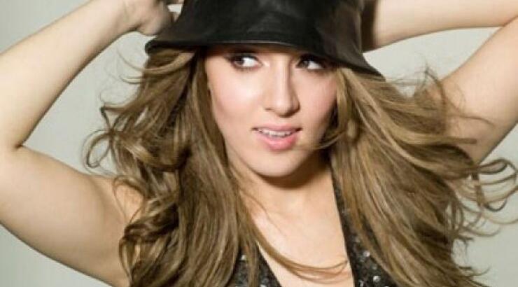 Το δώρο που έλαβε η Καλομοίρα από τους γιους της για τον Άγιο Βαλεντίνο!