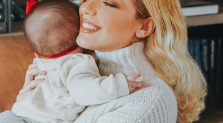 Άντρη Καραντώνη: Δείτε την εντυπωσιακή πρόσκληση για τη βάπτιση της κορούλας της!