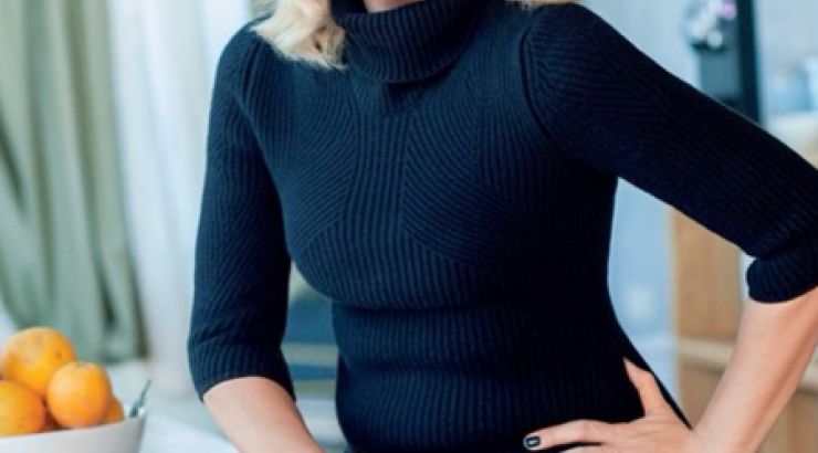 Κατερίνα Καραβάτου: Δείτε την με μαγιό χωρίς ρετούς λίγο μετά τη γέννηση του γιου της!