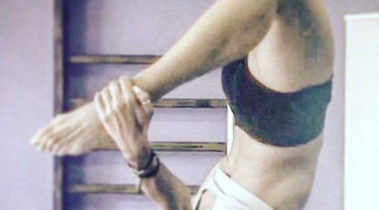 Μας άφησε άφωνους η σύζυγος Κύπριου επιχειρηματία με την ευλυγισία της!