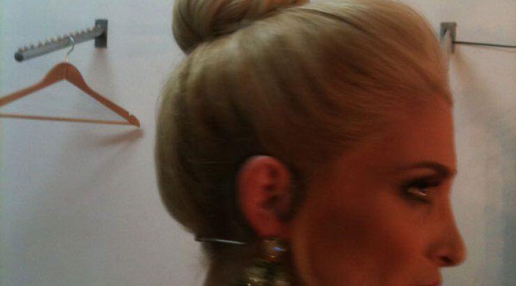 Η Νίκη Κάρτσωνα backstage