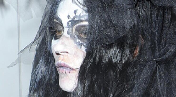 Έγινε αγνώριστη για χάρη του Halloween!!!