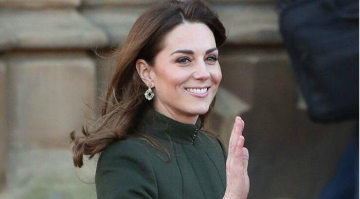 Το Zara φόρεμα της Kate Middleton κοστίζει κάτω από 30 ευρώ