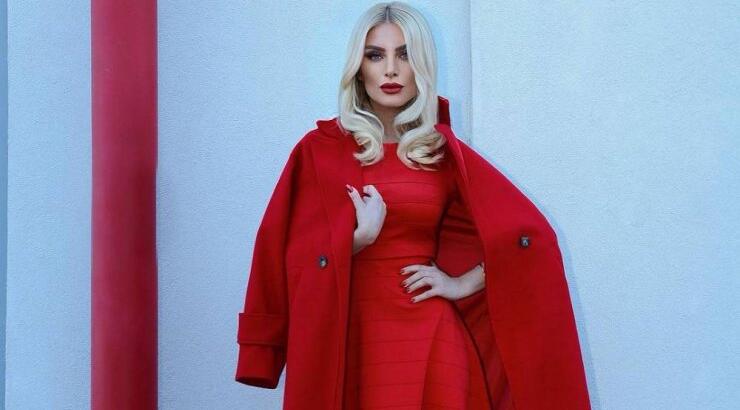 Έφη Παπαϊωάννου: Το υπέροχο φόρεμα που έφτιαξε για την Κατερίνα Καινούργιου για τη γιορτή της