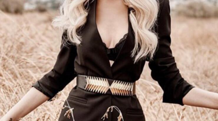 Αυτό είναι το νέο τατουάζ της Καινούργιου, που κάλυψε το αρχικό του Βασίλη Σταθοκωστόπουλου