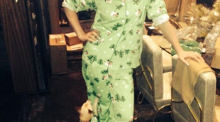 Ποια διάσημη ηθοποιός ντύθηκε το ίδιο με το σκυλάκι της; [φωτογραφία]