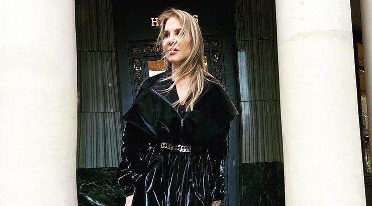 DIY: Η Κάτια Θεοδότου σου δίνει inspo για να φτιάξεις λαμπάδες για το βράδυ της Ανάστασης!