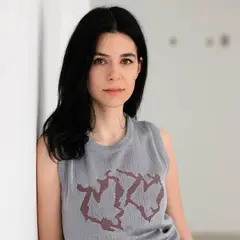 Συνέντευξη: Ευαγόρια Δάπολα: Η γυναίκα που φέρνει την τέχνη στους δρόμους της Λευκωσίας