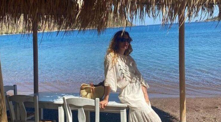 Το look της Ιωάννας Μωυσέως που είναι ιδανικό για το καλοκαίρι στην πόλη