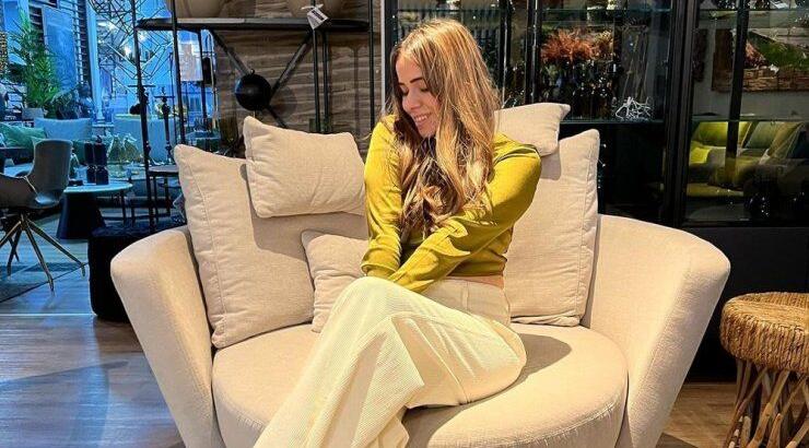 Ski happy: Το outfit της Μαρίας Κορτζιά στην πιο γλυκιά απόχρωση του ροζ