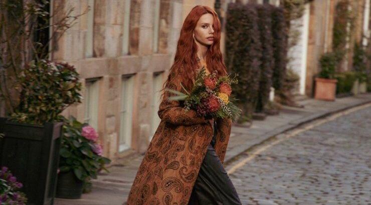 Έβελυν Καζαντζόγλου: Φόρεσε τη νέα συλλογή της Έφης Παπαϊωάννου