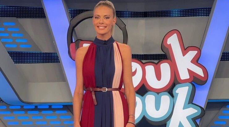 Ζέτα Μακρυπούλια: Φόρεσε το Zara παντελόνι που ταιριάζει σε όλες τις σιλουέτες