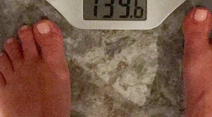 Ποια επώνυμη αποκάλυψε τα κιλά της!