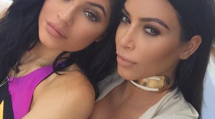 Θα πάθετε πλάκα! Οι αδερφές που είναι ολόιδιες με την Kim Kardashian και την Kylie Jenner!
