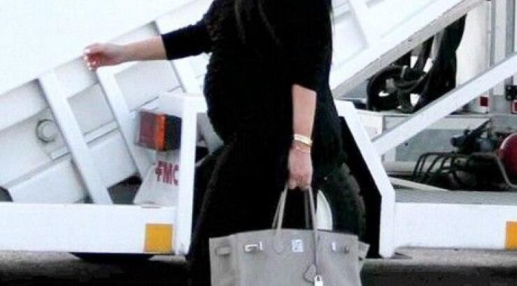 Kim Kardashian: Έφτασε στην Μύκονο