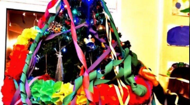 Ποια Ελληνίδα παρουσιάστρια δεν έχει ξεστολίσει ακόμη το χριστουγεννιάτικο της δέντρο;