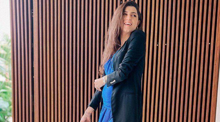 Κλέλια Γιασεμίδου: Μας δείχνει τη φουσκωμένη της κοιλίτσα μετά το φαγητό [εικόνα]