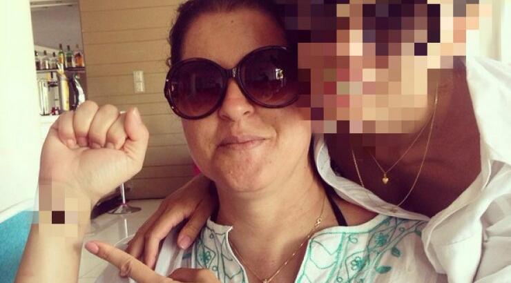 Ποιας επώνυμης Κύπριας η μαμά "χτύπησε" τατουάζ το όνομα της;