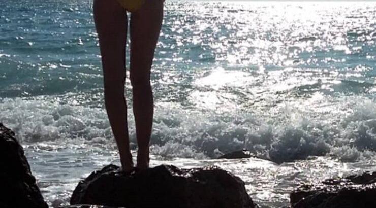 Επώνυμη Κύπρια εντυπωσιάζει με τη σιλουέτα της!