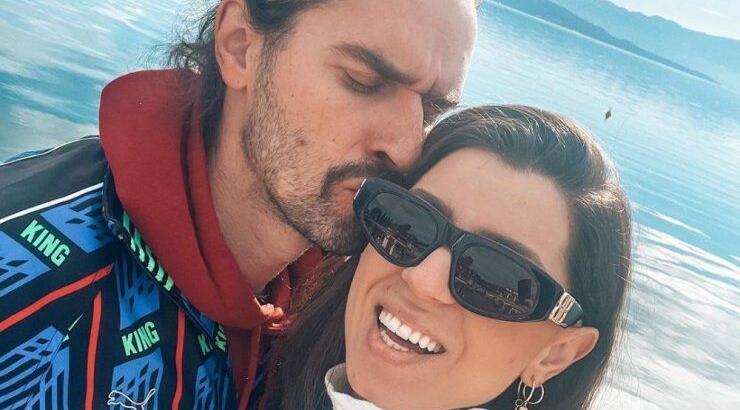 Κλέλια Γιασεμίδου – Πέτρος Αθανασίου: Για σκι στο χιονισμένο Τρόοδος! [εικόνες]