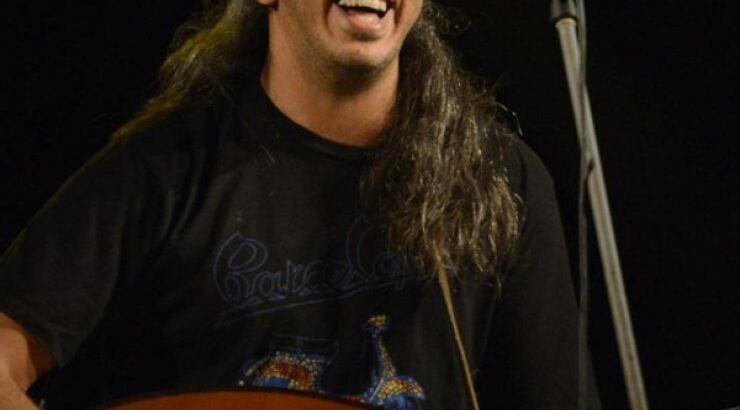 Αρχίζει η προπώληση των εισιτηρίων για τις συναυλίες του Χαρούλη 