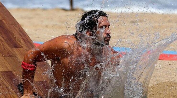 Αποκάλυψη για τον Κώστα Κοκκινάκη: Ποιος επώνυμος τον έπεισε για να πάει στο "Survivor"