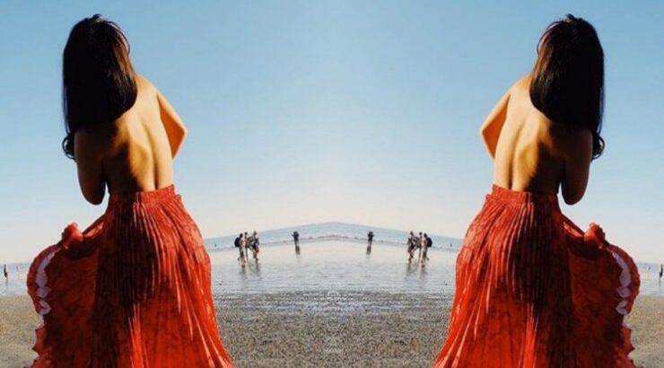 Επώνυμη Ελληνίδα πόζαρε topless! [εικόνες]