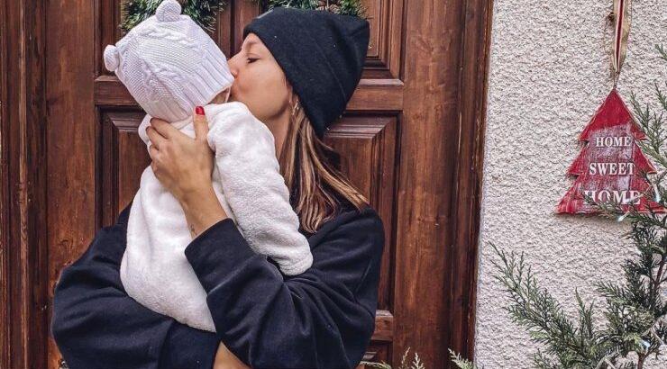 Αποκλειστικό! Τσακώσαμε την Κωνσταντίνα Ευριπίδου στο cafe του Πιέρου Σωτηρίου μαζί με τον μικρό Νικόλα [εικόνες]