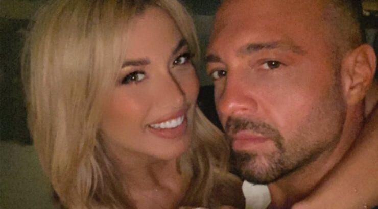 Σπυροπούλου - Σταθοκωστόπουλος: Δείτε που τους εντόπισε ο φακός να ανταλλάζουν φιλιά [εικόνες]