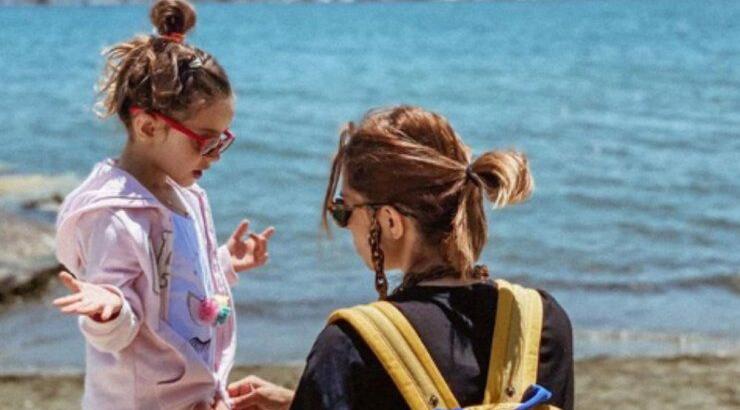 Κωνσταντίνα Ευριπίδου: Μας έδειξε την Αριάδνη να χορεύει στο σαλόνι του σπιτιού τους [βίντεο]