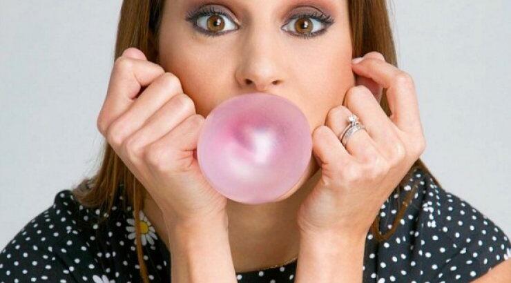 Κωνσταντίνα Ευριπίδου: Δείχνει για πρώτη φορά στην κάμερα το σημάδι γέννησής της