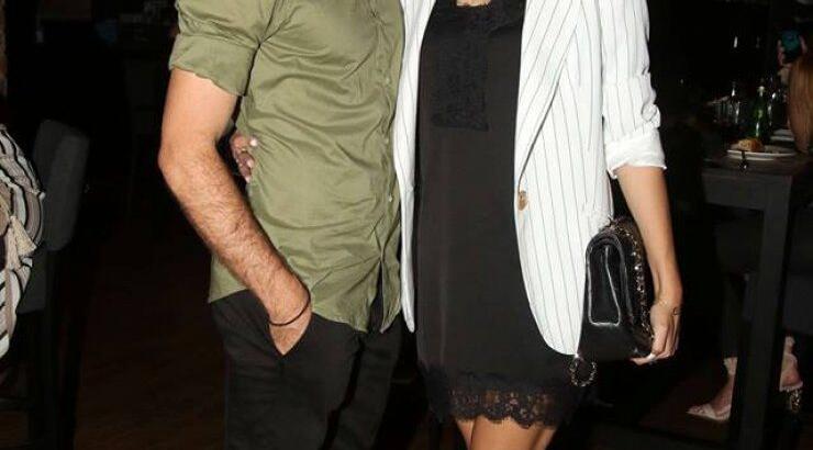 Νεκτάριος Αλεξάνδρου – Κωνσταντίνα Ευριπίδου: Πανηγυρίζουν το πρωτάθλημα του ΑΠΟΕΛ αγκαλιά με τα παιδιά τους!