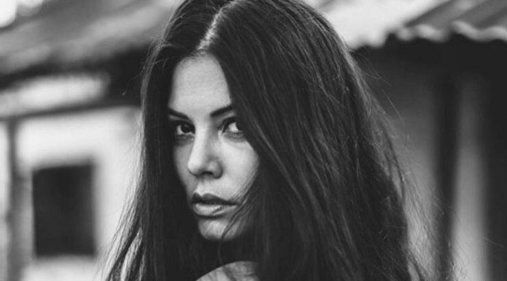 Μαρία Κορινθίου: Μας έδειξε το πρόσωπο της κόρης της και είναι ολόιδιες!