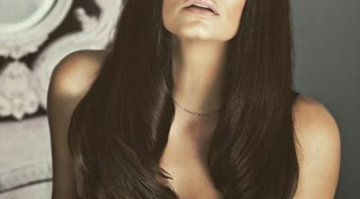 Μάθετε γιατί η Μαρία Κορινθίου φοράει σχεδόν πάντα μαύρα ρούχα!