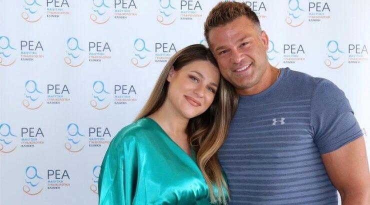 Βαλεντίνη Παπαδάκη: Η σύζυγος του Κώστα Σόμμερ φωτογραφίζεται εν ώρα θηλασμού [εικόνα]