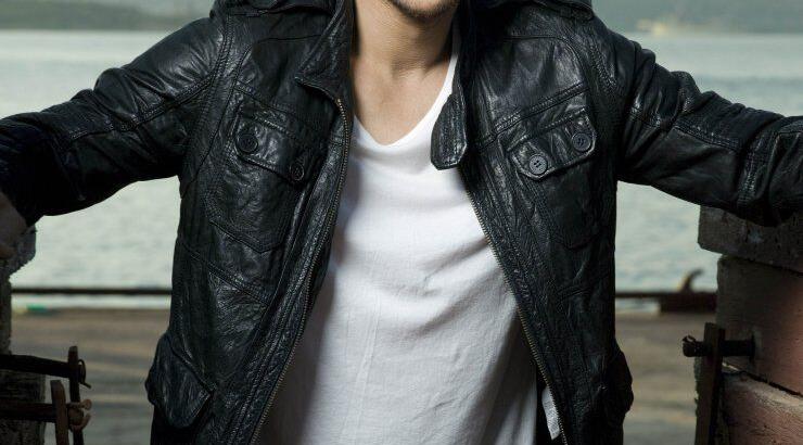 Αυτός είναι τελικά ο έρωτας του Καραφώτη!