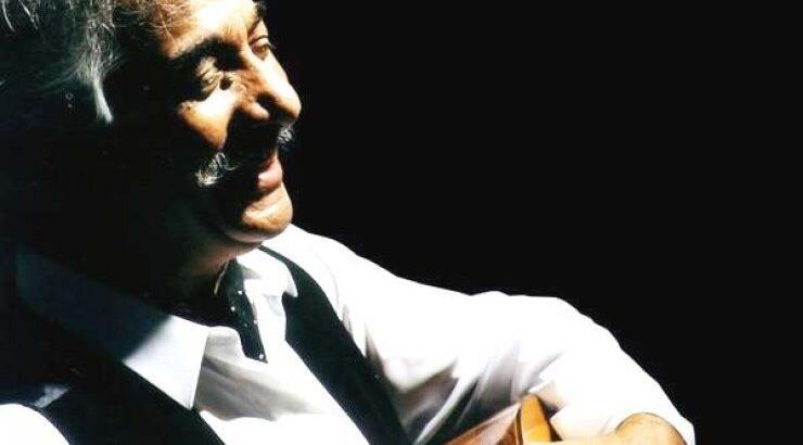 «Στεκόμουν στις βιτρίνες να με συλλάβει η αστυνομία και να κοιμηθώ στα ζεστά»