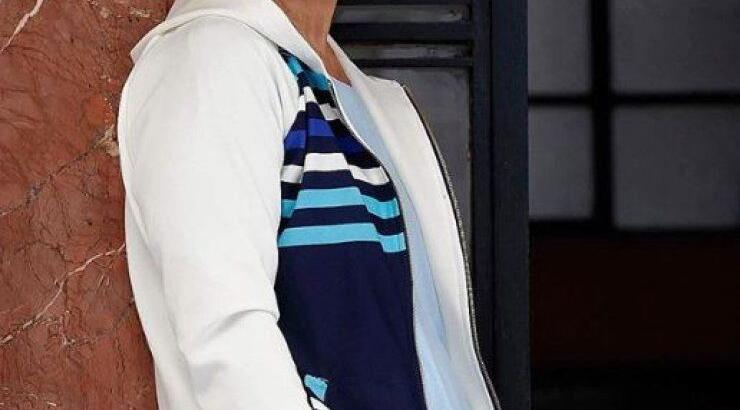 Βασίλειος Κωστέτσος: Η προκλητική εικόνα που δημοσίευσε στο instagram και το σχόλιο για τα τραγικά γεγονότα στην Αττική