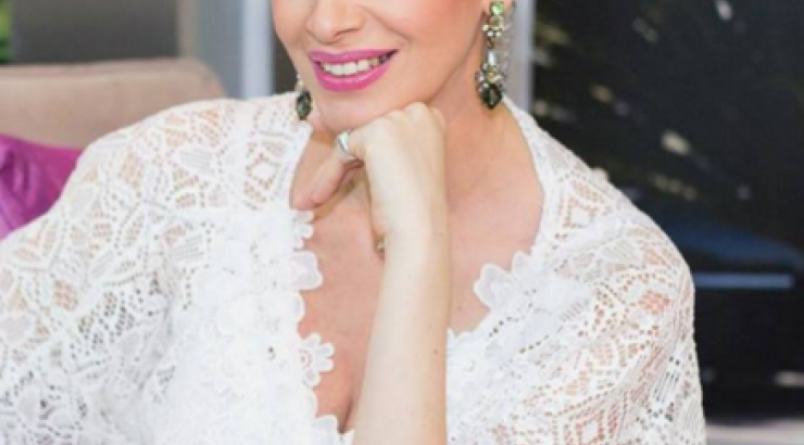 Γιώτα Κουφαλίδου: Αγκαλίτσες και φιλάκια με τον πρίγκιπά της!