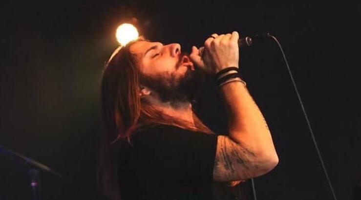 Ο “Μαρκαδόρος” των Τριημιτόνιο έγινε viral στο TikTok – Τι μας είπε ο Μάριος Κούμας; 