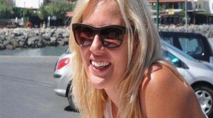 Γέννησε ανήμερα των Χριστουγέννων η Ντόρα Κουτροκόη [εικόνα]