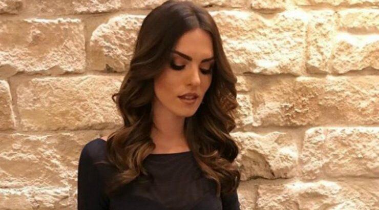 Κρίστη Αγαπίου: Μας δείχνει τη φουσκωμένη της κοιλίτσα στον πέμπτο μήνα της εγκυμοσύνης της! 