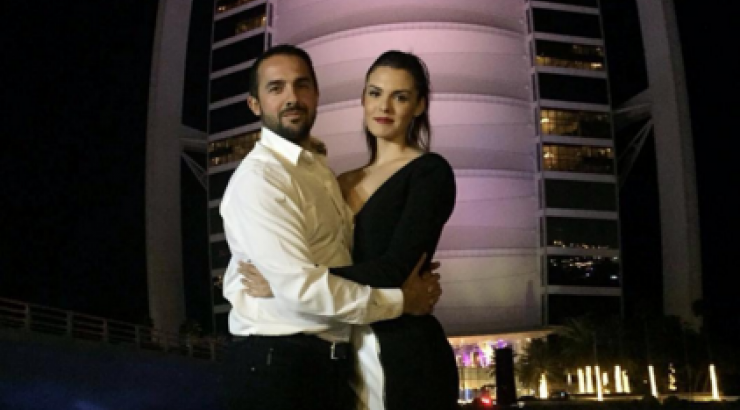 Κρίστη Αγαπίου: Δείτε την να κάνει acroyoga με το σύντροφό της!