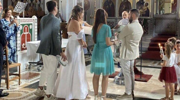 Κρίστυ Παπαδοπούλου: Τα πρώτα στιγμιότυπα από τη βάπτιση του γιου της [εικόνες]