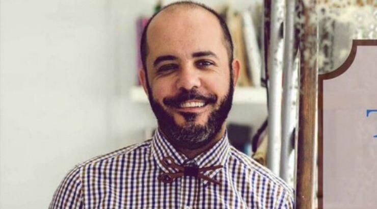 Χρήστος Αβραάμ: Ο Κύπριος σχεδιαστής έφτιαξε πρωτότυπες προστατευτικές μάσκες προσώπου αφιλοκερδώς