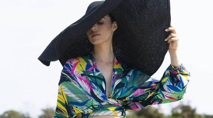 Κρίστη Αγαπίου: Ποζάρει στον καθρέφτη και μας δείχνει την κοιλίτσα της στον έκτο μήνα της εγκυμοσύνης!