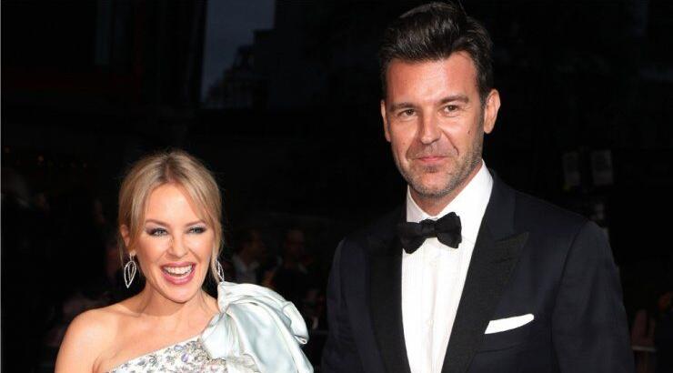 Kylie Minogue: Ξεκαθάρισε αν έχει κάνει μυστικό γάμο με τον Paul Solomons