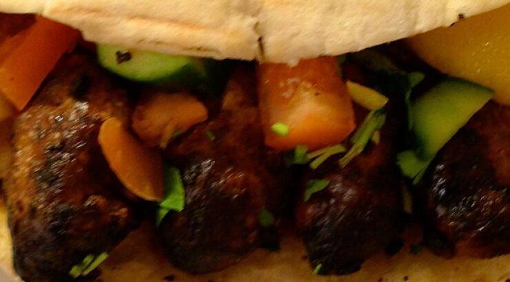 Βρήκαμε τα καλύτερα σουβλάκια της Λευκωσίας