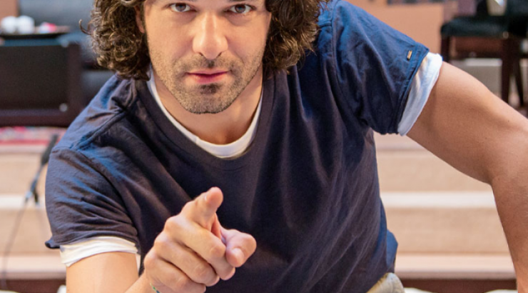 Πέτρος Λαγούτης: Μιλάει για τη συνεργασία του στην κυπριακή τηλεόραση και το ρόλο του στις “Προδοσίες”