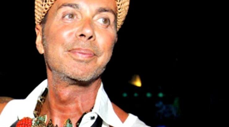 Λάκης Γαβαλάς: Από τους φόρους… στους φάρους!